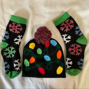 Warm Christmas Bundle | Light Hat and Snowflake Socks